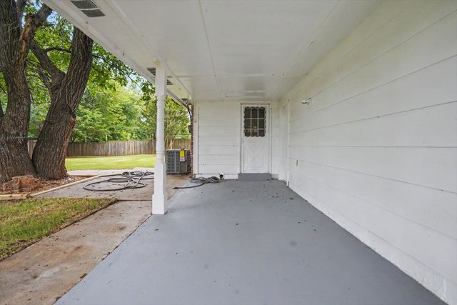 1009 N Forest Place, Jenks, OK 74037