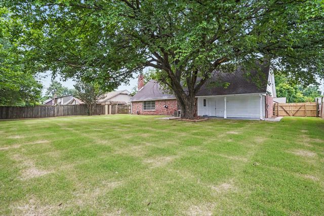 1009 N Forest Place, Jenks, OK 74037