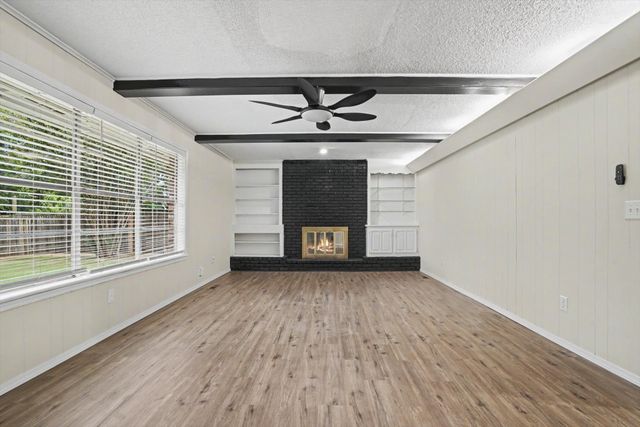 1009 N Forest Place, Jenks, OK 74037