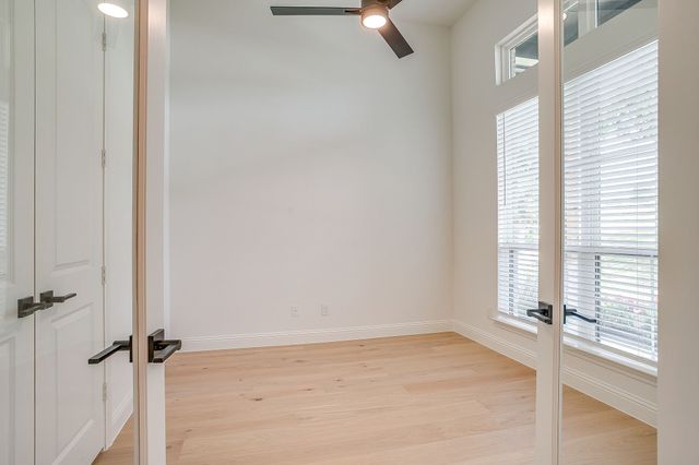 336 Slimp Bluff, Azle, TX 76020