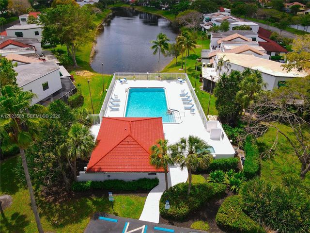 275 NW 36th Avenue 275, Deerfield Beach, FL 33442