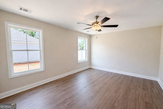 2 Roundtree Street, Statesboro, GA 30458