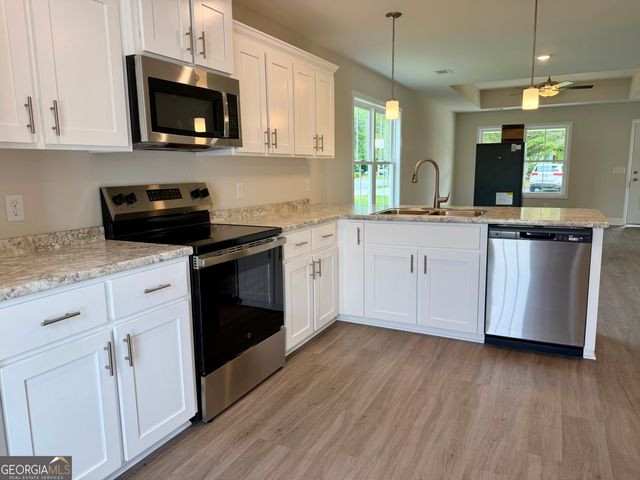 2 Roundtree Street, Statesboro, GA 30458