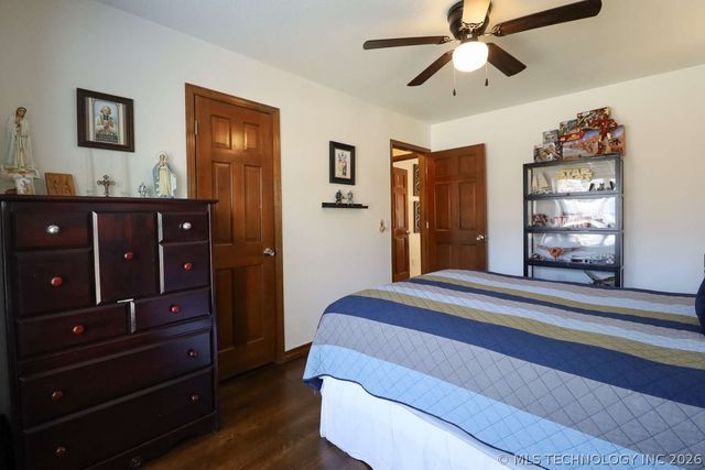 4200 Rustic Road, Sand Springs, OK 74063