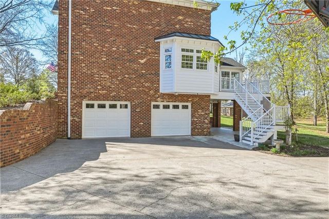 277 Yadkin Valley Road, Advance, NC 27006