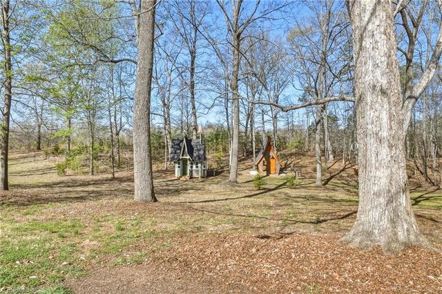 277 Yadkin Valley Road, Advance, NC 27006