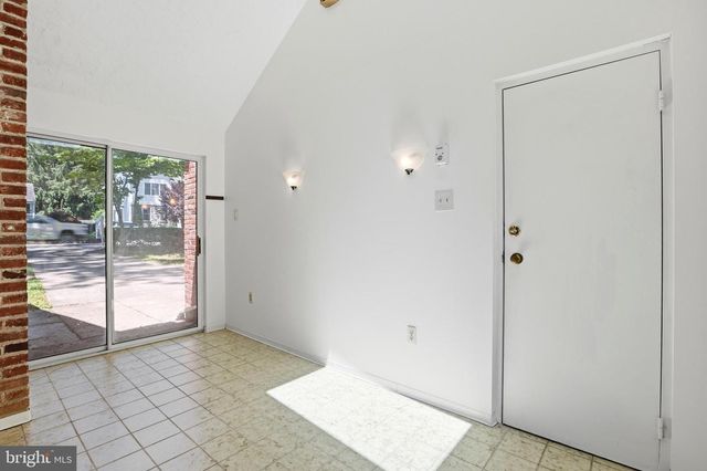 8 SABINE AVE, Narberth, PA 19072