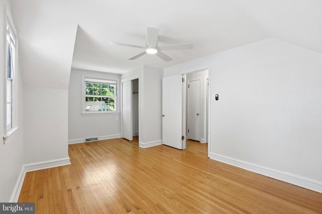 8 SABINE AVE, Narberth, PA 19072