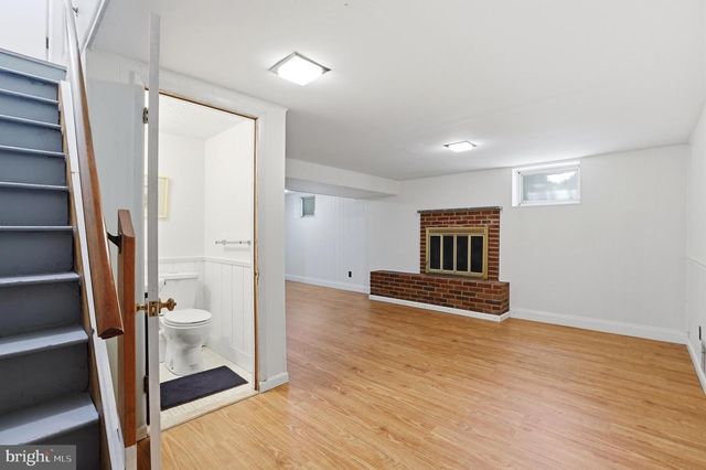 8 SABINE AVE, Narberth, PA 19072