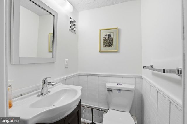 8 SABINE AVE, Narberth, PA 19072