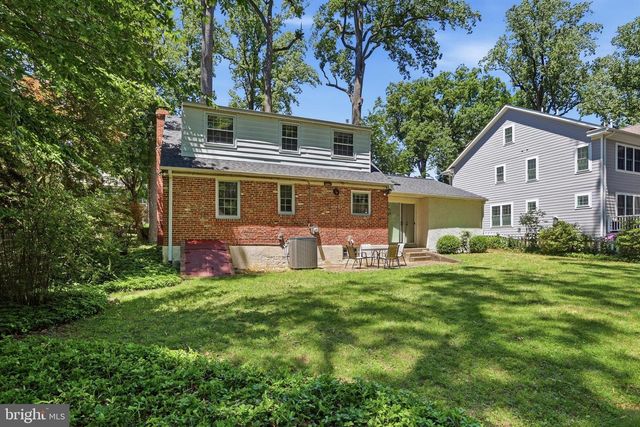 8 SABINE AVE, Narberth, PA 19072
