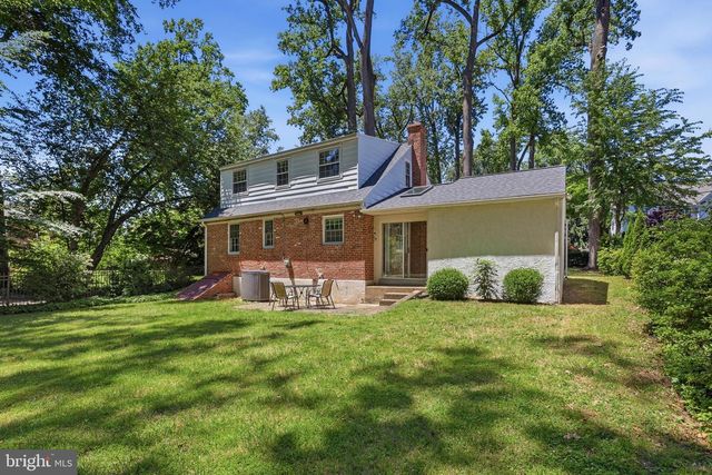 8 SABINE AVE, Narberth, PA 19072