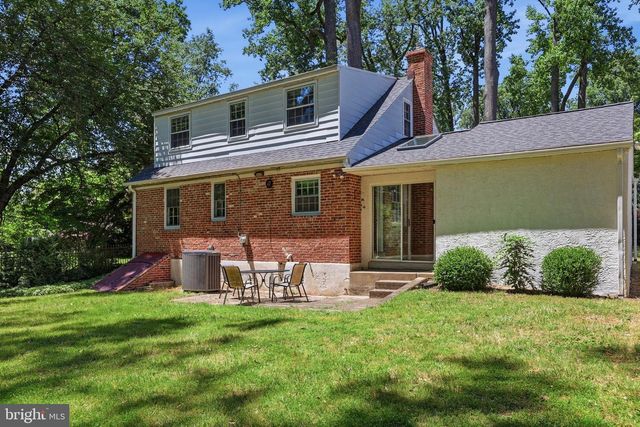 8 SABINE AVE, Narberth, PA 19072