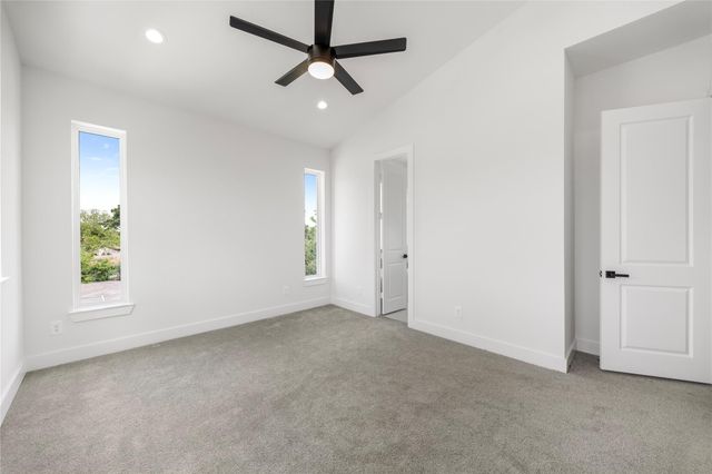 947 Green Meadow Street B, Houston, TX 77091