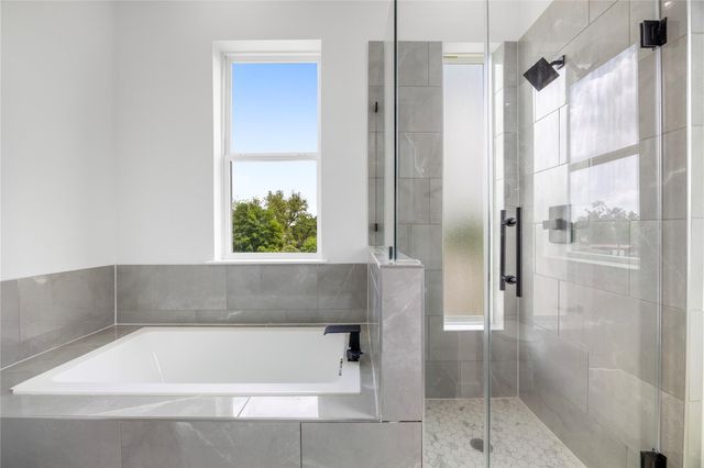 947 Green Meadow Street B, Houston, TX 77091