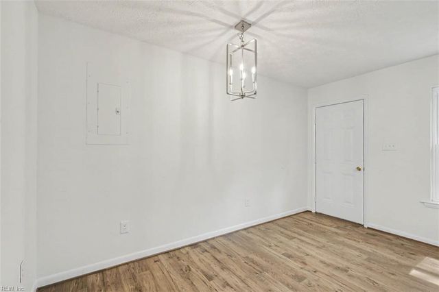 641 Ridgeway AVE, Hampton, VA 23661