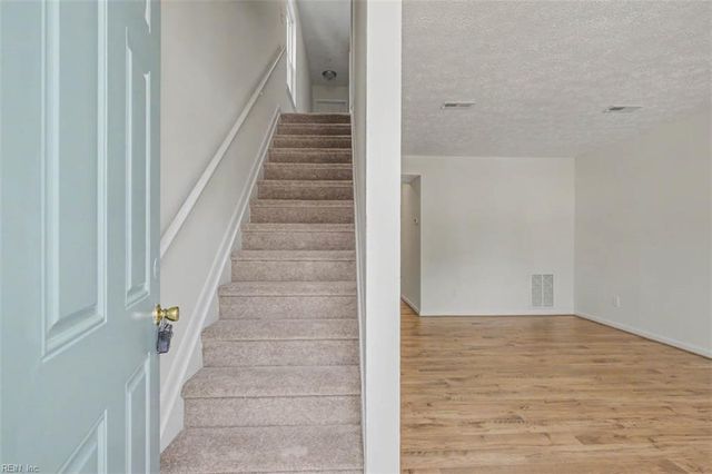 641 Ridgeway AVE, Hampton, VA 23661