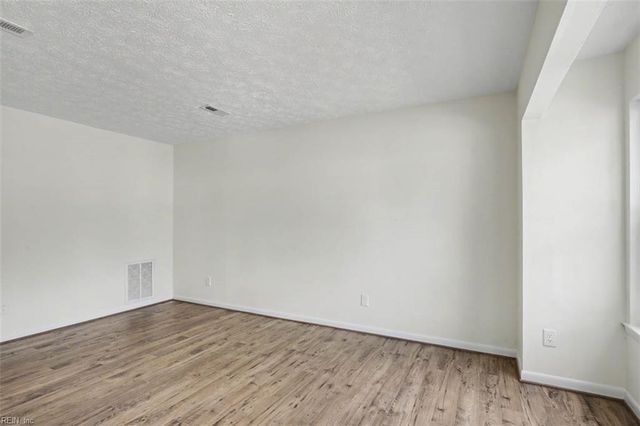 641 Ridgeway AVE, Hampton, VA 23661