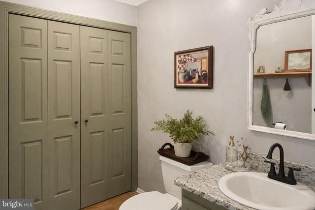 33 BOGEY LN, Bumpass, VA 23024