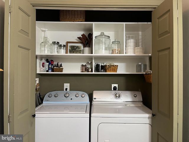 33 BOGEY LN, Bumpass, VA 23024