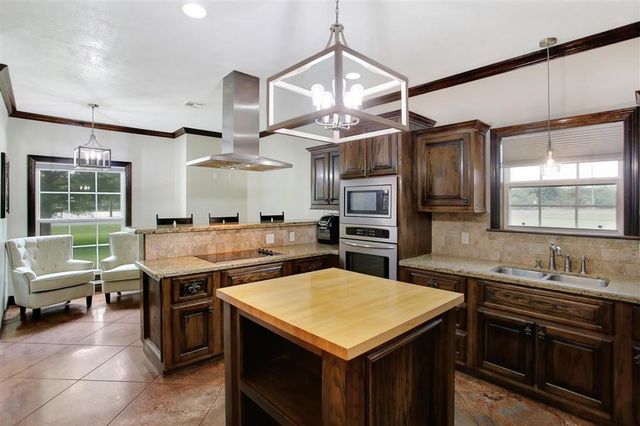 110 Bessies Road, Lake Charles, LA 70607