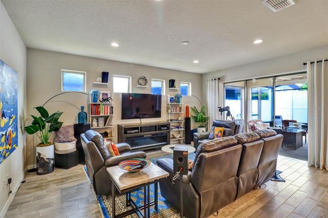 478 DEL SOL AVENUE, Davenport, FL 33837