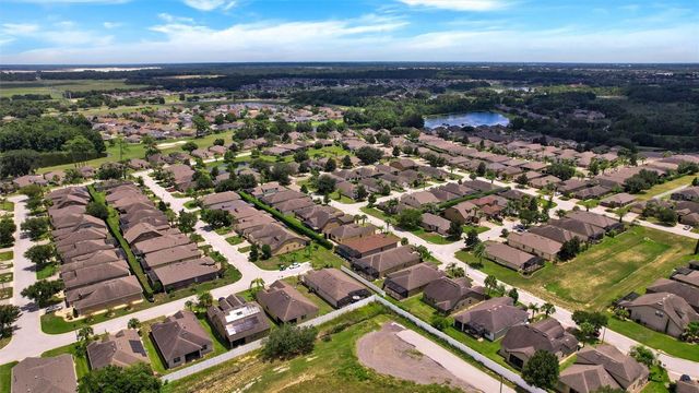 478 DEL SOL AVENUE, Davenport, FL 33837