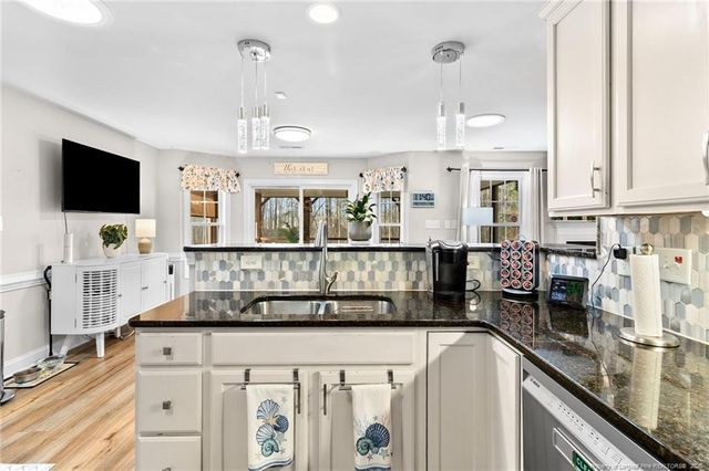 72 Orchard Falls Drive, Spring Lake, NC 28390