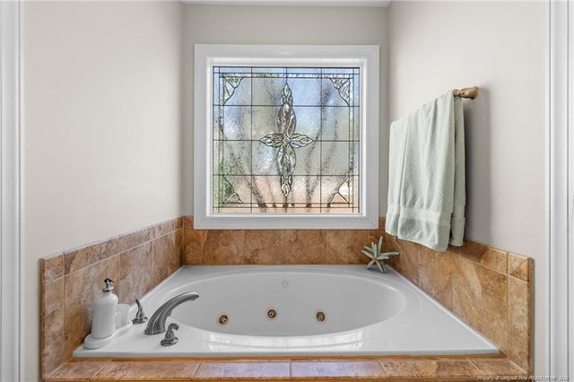 72 Orchard Falls Drive, Spring Lake, NC 28390