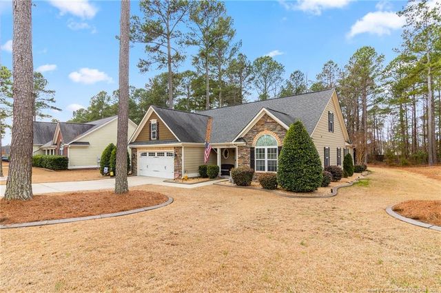72 Orchard Falls Drive, Spring Lake, NC 28390