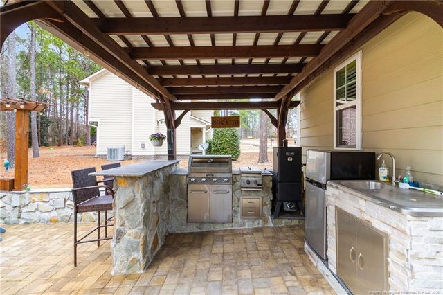 72 Orchard Falls Drive, Spring Lake, NC 28390