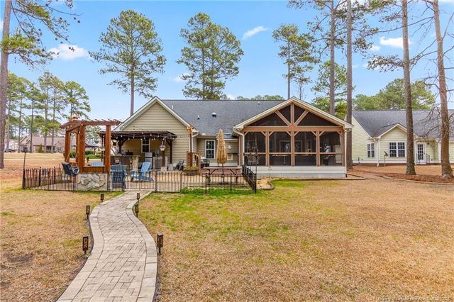 72 Orchard Falls Drive, Spring Lake, NC 28390