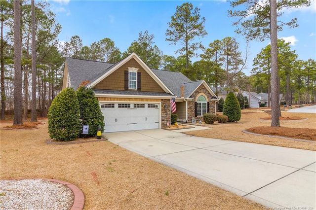 72 Orchard Falls Drive, Spring Lake, NC 28390