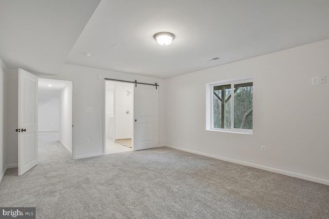 6106 WESSON DR, Suitland, MD 20746