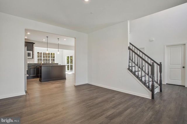 6106 WESSON DR, Suitland, MD 20746