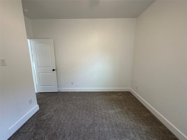 243 Broadhurst Drive B, Houston, TX 77047