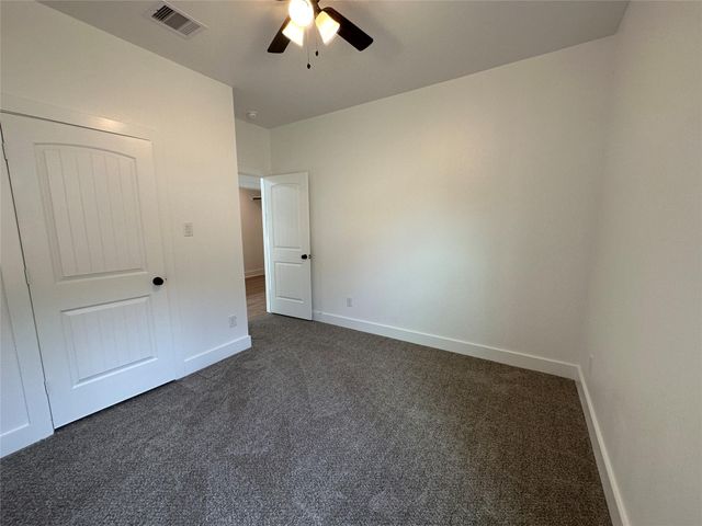 243 Broadhurst Drive B, Houston, TX 77047