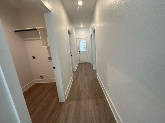 243 Broadhurst Drive B, Houston, TX 77047