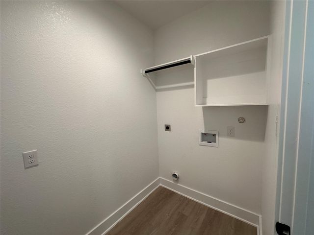 243 Broadhurst Drive B, Houston, TX 77047