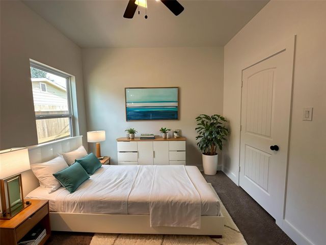 243 Broadhurst Drive B, Houston, TX 77047