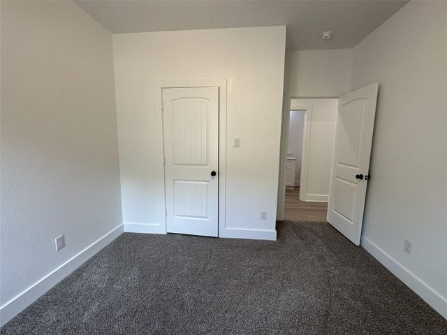 243 Broadhurst Drive B, Houston, TX 77047