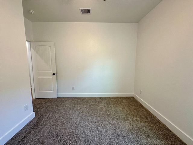 243 Broadhurst Drive B, Houston, TX 77047