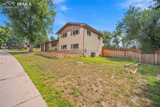 1333 Holmes Drive, Colorado Springs, CO 80909