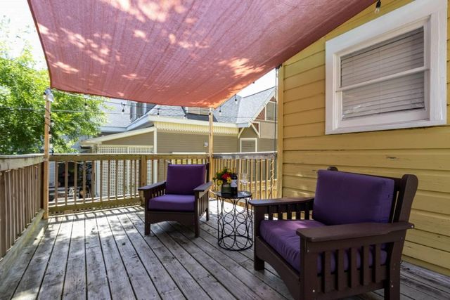 2015 Avenue L, Galveston, TX 77550