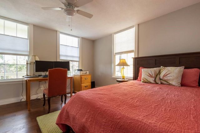 2015 Avenue L, Galveston, TX 77550