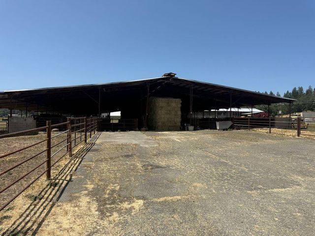 6181 Lower River Road, Grants Pass, OR 97526