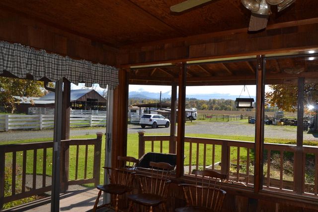 6181 Lower River Road, Grants Pass, OR 97526