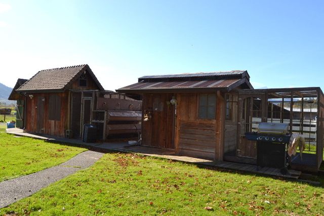 6181 Lower River Road, Grants Pass, OR 97526