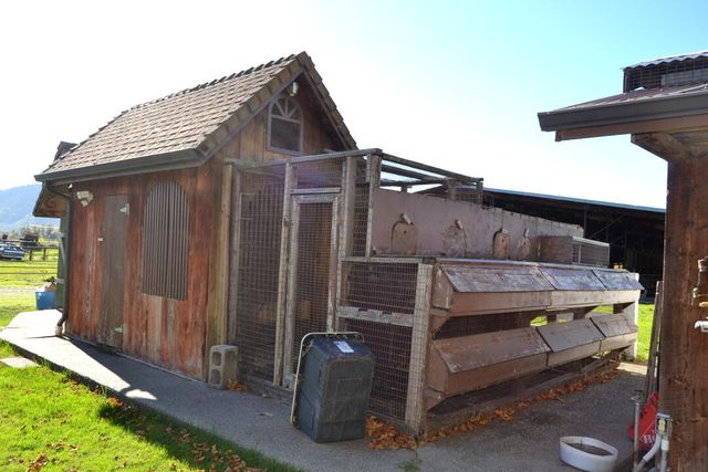 6181 Lower River Road, Grants Pass, OR 97526