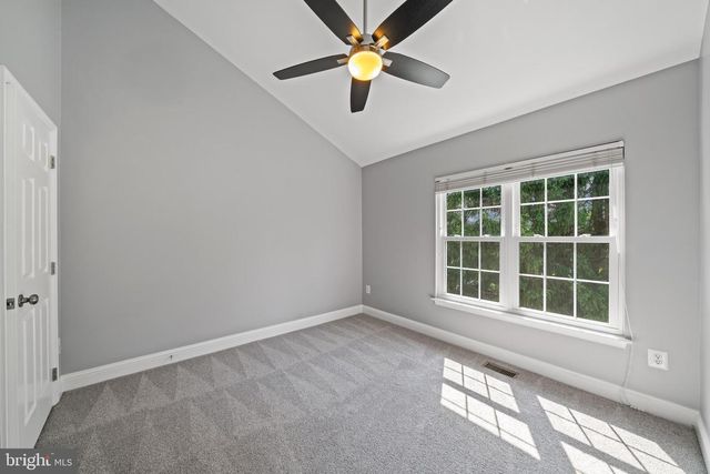 18613 VILLAGE FOUNTAIN DR, Gaithersburg, MD 20874